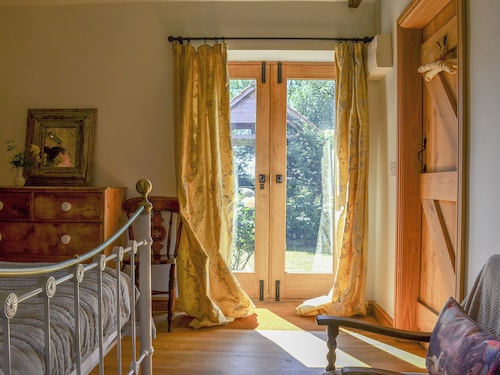 Cornflower Cottage UKC1897