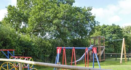 3 bedroom accommodation in Woodacott, near Holsworthy