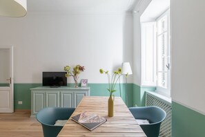 Dining - Via Giulia Charming Apartment (Roma)