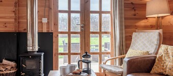 Dukes Wood - UKC2193