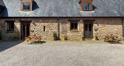 2 Schlafzimmer Unterkunft in Newland, near Coleford