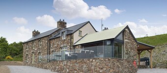 5 bedroom accommodation in Llangoedmor, near Cardigan