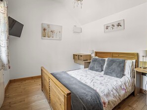 2 室のベッドルーム、WiFi、ベッドシーツ