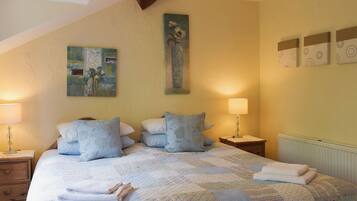 2 bedrooms, free WiFi, bed sheets