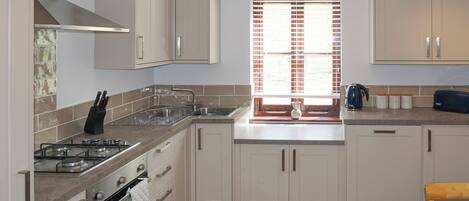 Dishwasher, highchair