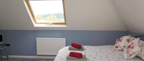 2 chambres, Wi-Fi gratuit, draps fournis