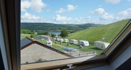 The Cob Barn - UKC1852