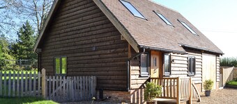 3 bedroom accommodation in Ninfield, near Battle