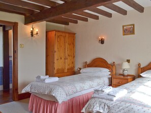 4 chambres, Wi-Fi gratuit, draps fournis