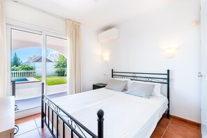 7 quartos, ferros/tábuas de passar roupa, Wi-Fi de cortesia