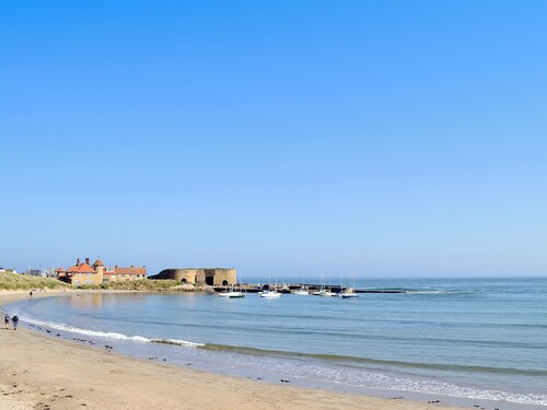 2 bedroom accommodation in Beadnell
