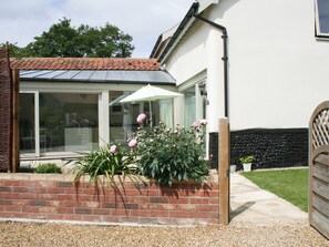 Exterior - Woodcrest Barn Cottage - UKC1065 (Roydon, near Diss)