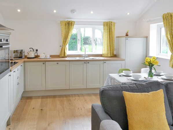 Dishwasher, cookware/dishes/utensils - 2 bedroom accommodation in Roughton, near Cromer (Roughton, near Cromer)