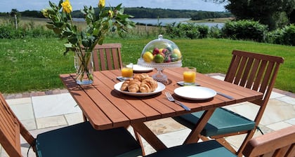 2 bedroom accommodation in Wadhurst, near Tunbridge Wells
