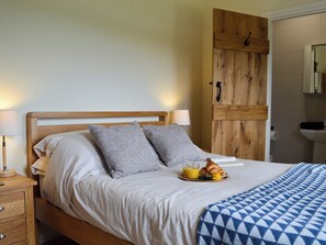 2 chambres, accĂšs au Wi-Fi (inclus), literie fournie