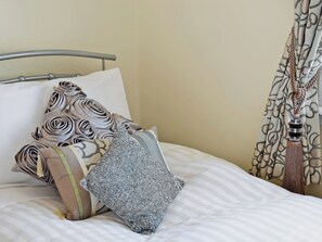 2 chambres, Wi-Fi gratuit, draps fournis