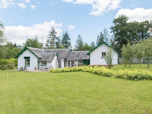 Exterior - 4 bedroom accommodation in Invertrossachs, near Callander (Invertrossachs, near Callander)