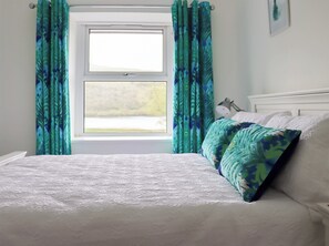 2 bedrooms, free WiFi, bed sheets - 2 bedroom accommodation in Nantlle, near Beddgelert (Nantlle, near Beddgelert)