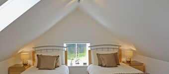 2 bedroom accommodation in Scaniport, near Inverness