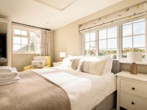 4 habitaciones, wifi gratis y ropa de cama 