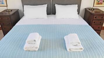 3 bedrooms, free WiFi, bed sheets