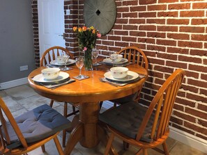 Dining - 2 bedroom accommodation in Wolsingham, near Stanhope (Wolsingham, near Stanhope)
