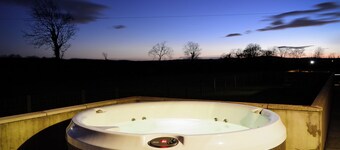 2 bedroom accommodation in Dearham, near Maryport