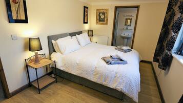 3 chambres, Wi-Fi gratuit, draps fournis
