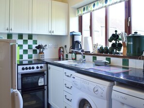 Dishwasher, high chair, cookware/dishes/utensils - 3 bedroom accommodation in Laytham, near York (Laytham, near York)