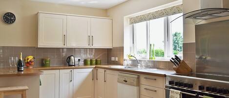 食器洗い機、ハイチェア