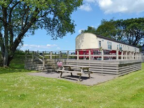 Outdoor dining - 3 bedroom accommodation in Bridge of Dee, near Castle Douglas (Bridge of Dee, near Castle Douglas)