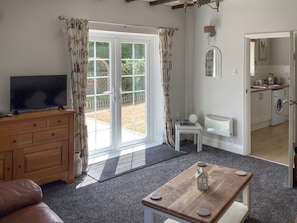 TV, smart speakers - 1 bedroom accommodation in Yaxham, near Norwich (Yaxham, near Norwich)