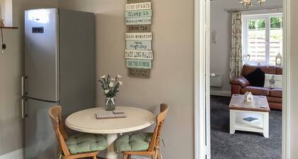 1 bedroom accommodation in Yaxham, near Norwich