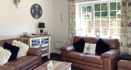1 bedroom accommodation in Yaxham, near Norwich