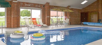 3 bedroom accommodation in Doddington, near Lincoln