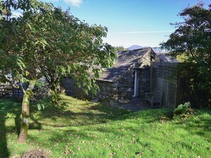 Property grounds - Birkerthwaite Barn-W41478 (Eskdale)