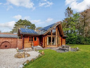 Exterior - 2 bedroom accommodation in Trevarren, near Newquay (Trevarren, near Newquay)