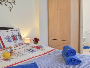 1 chambre, Wi-Fi gratuit, draps fournis