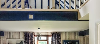 2 bedroom accommodation in Brading, near Sandown