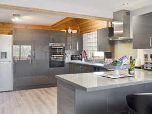 Dishwasher, highchair