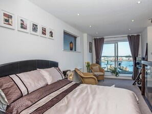 3 chambres, Wi-Fi gratuit, draps fournis