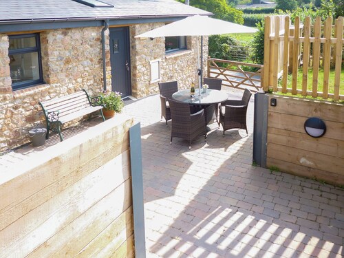 4 bedroom accommodation in Luton, near Newton Abbot