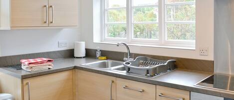 Lave-vaisselle, chaise haute