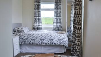 3 dormitorios, wifi gratis, ropa de cama