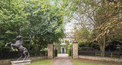 11 bedroom accommodation in Wainfleet All Saints, near Skegness