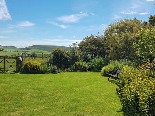 3 bedroom accommodation in Aberdaron, Lleyn Peninsula