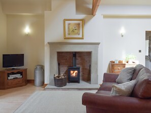 Fireplace - Woodpecker Cottage - UKC3412 (Bolton-by-Bowland)