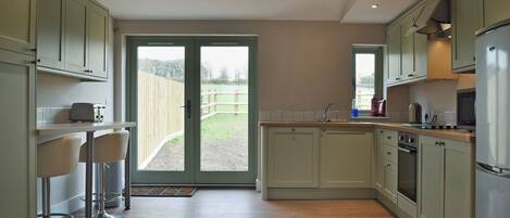 Lave-vaisselle, congélateur