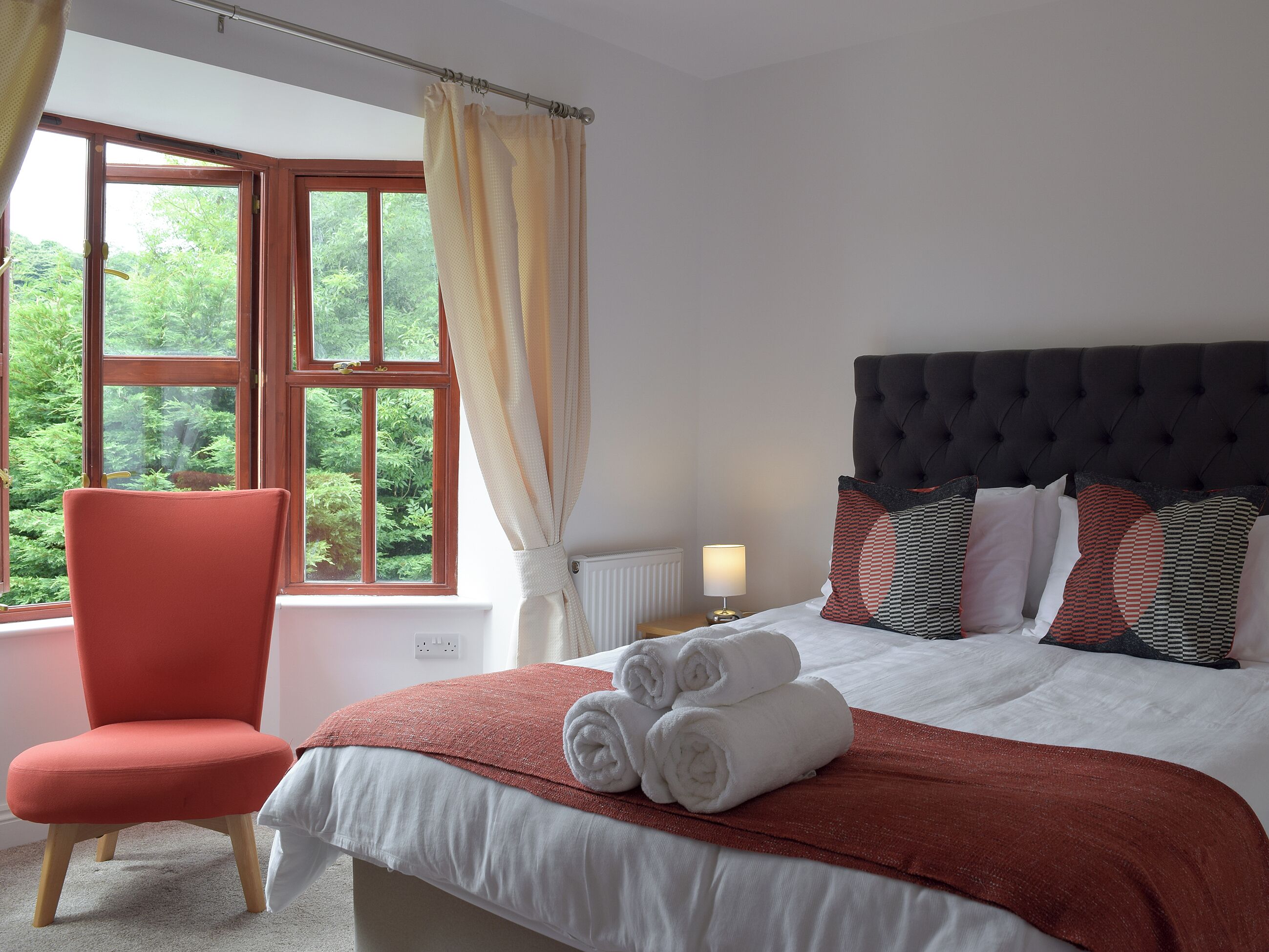 6 bedrooms, free WiFi, bed sheets