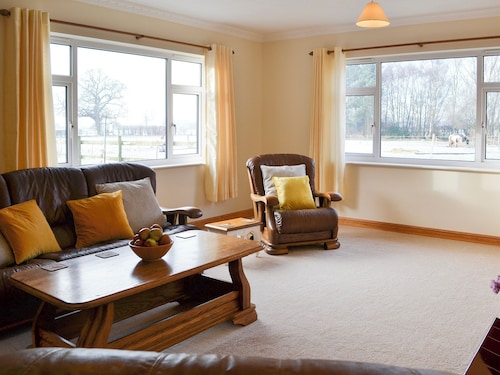 2 bedroom accommodation in Wistow, near Selby